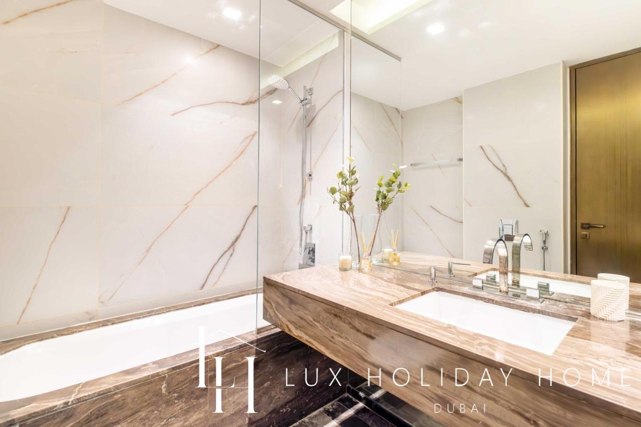 Lux Lavish With Full Palm Jumeirah View 4 Apartment